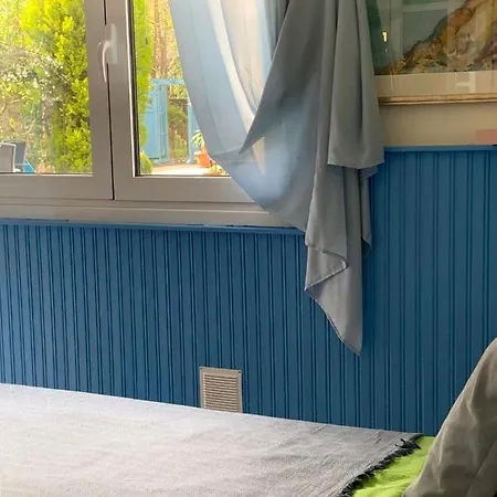 Anais (adults Only) Πρίνος